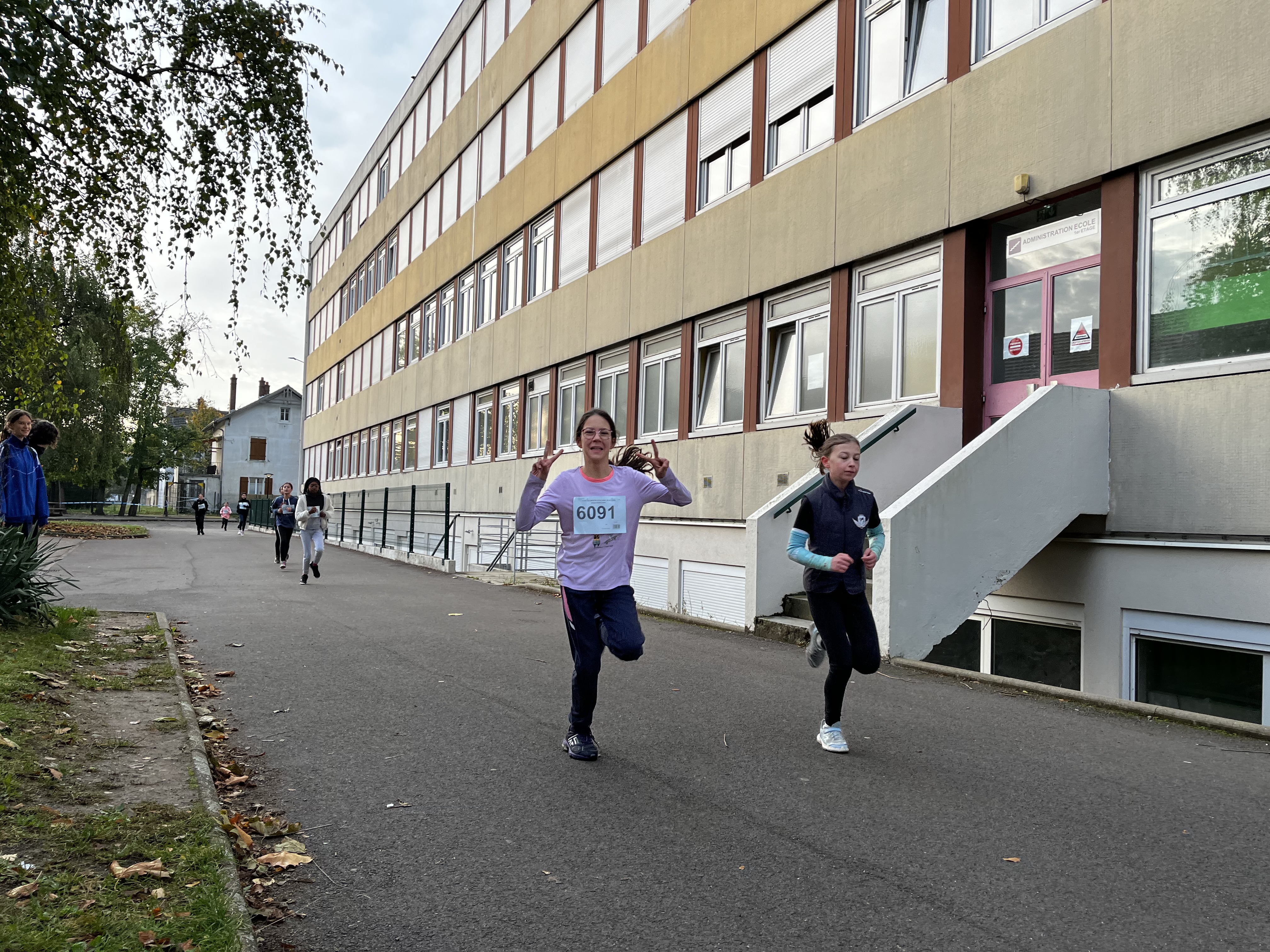 Visuel : Cross 2024 de l'ensemble scolaire